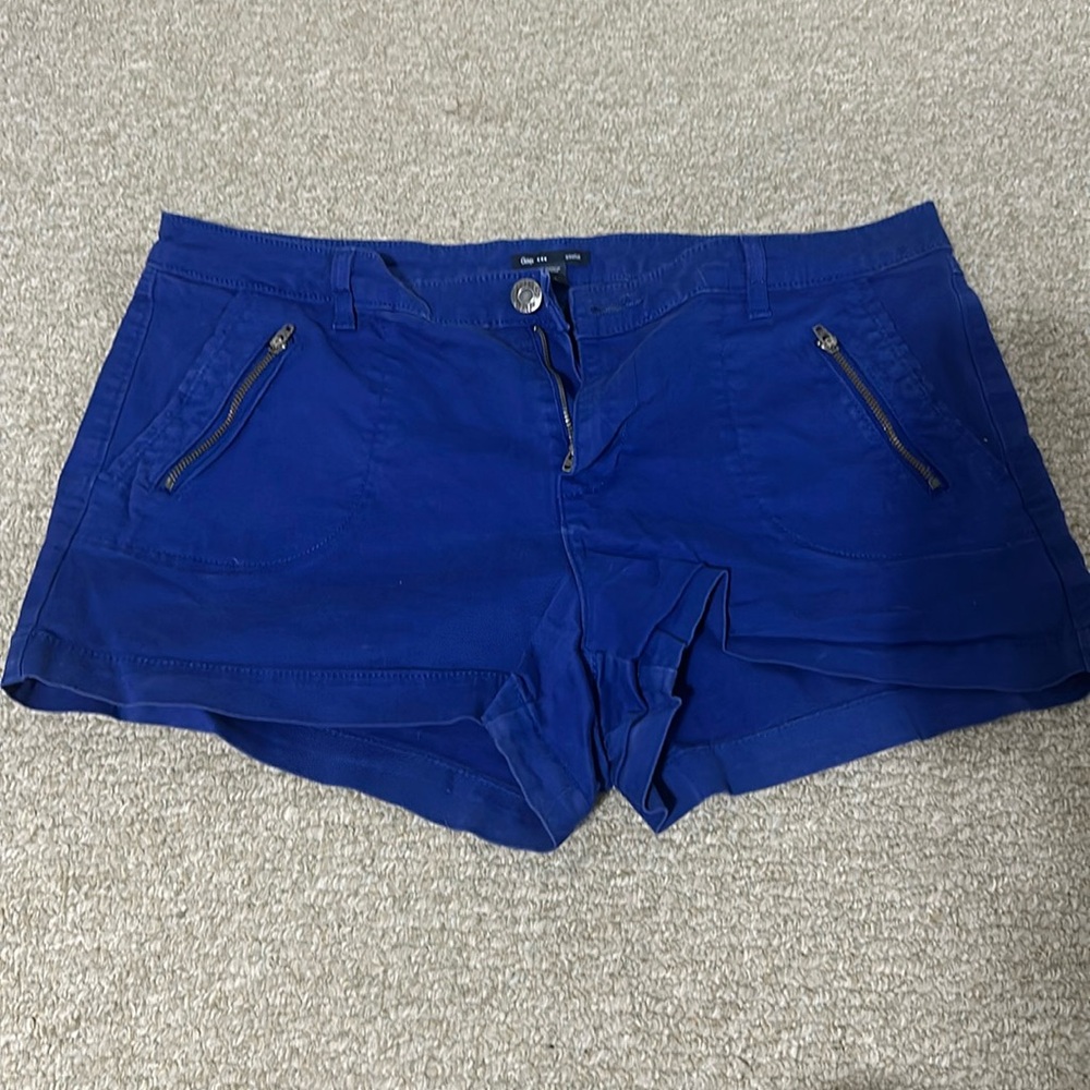 Gap shorts